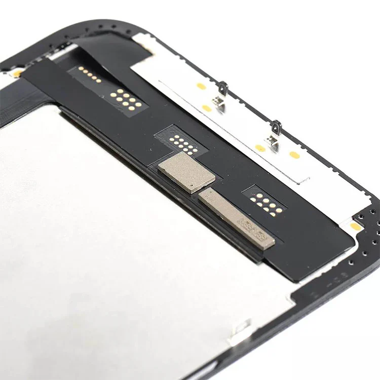 14 plus ekrany LCD