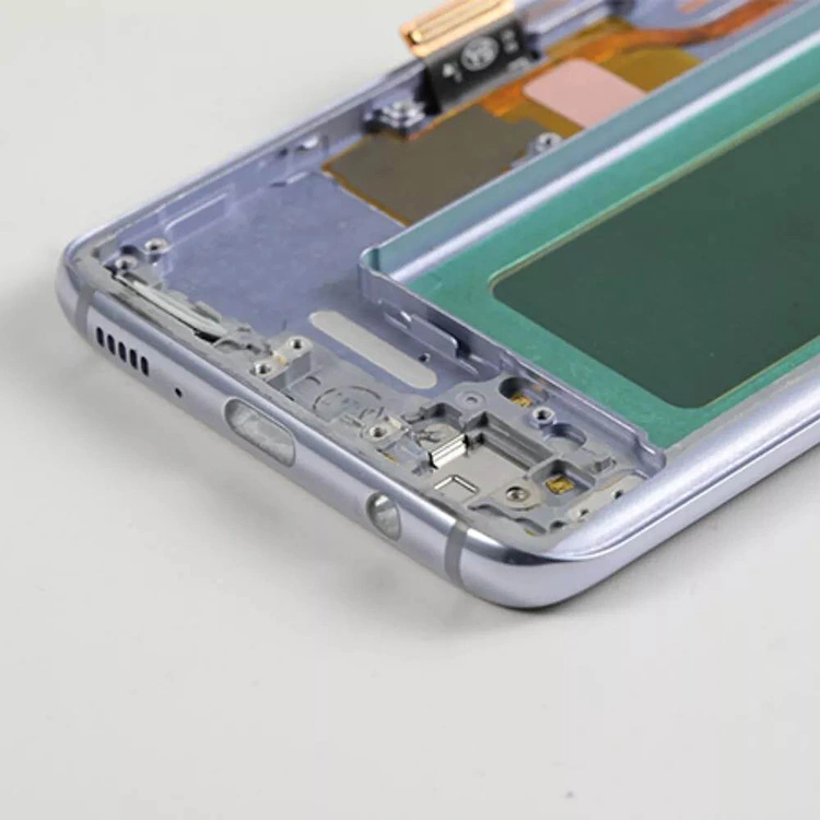 Ekrany LCD S8