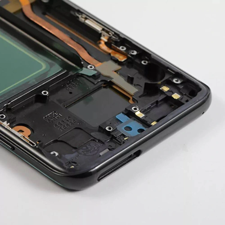 Ekrany LCD S8
