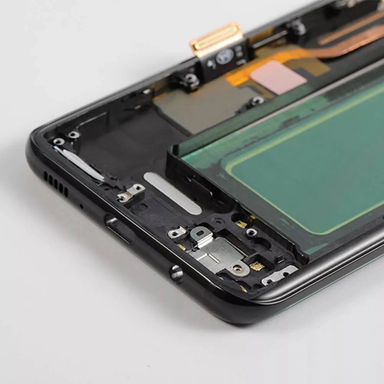 Ekrany LCD S8